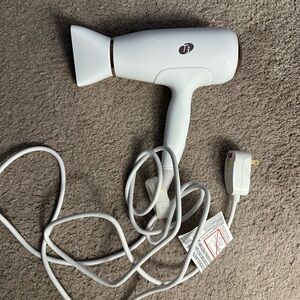 T3 hair dryer.
